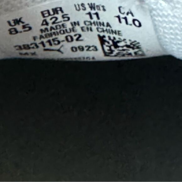 PUMA Vikky V3 Leather Sneakers Women 11 White SoftFoam+ Casual Comfort NWOT - Picture 7 of 7